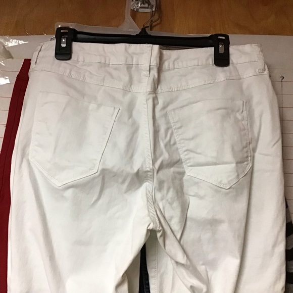 BANDOLINO women's  pants  sz 14. white - Picture 4 of 8